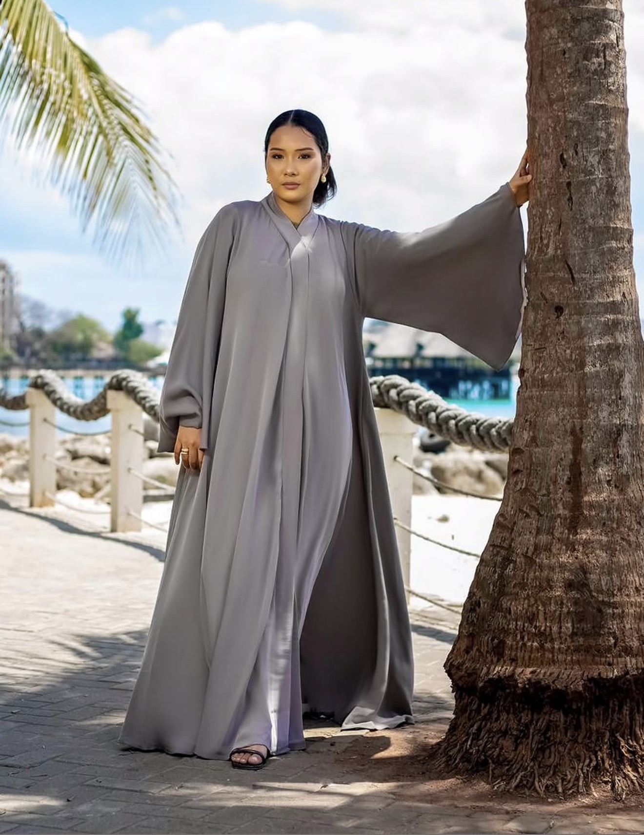 Dove Open Abaya
